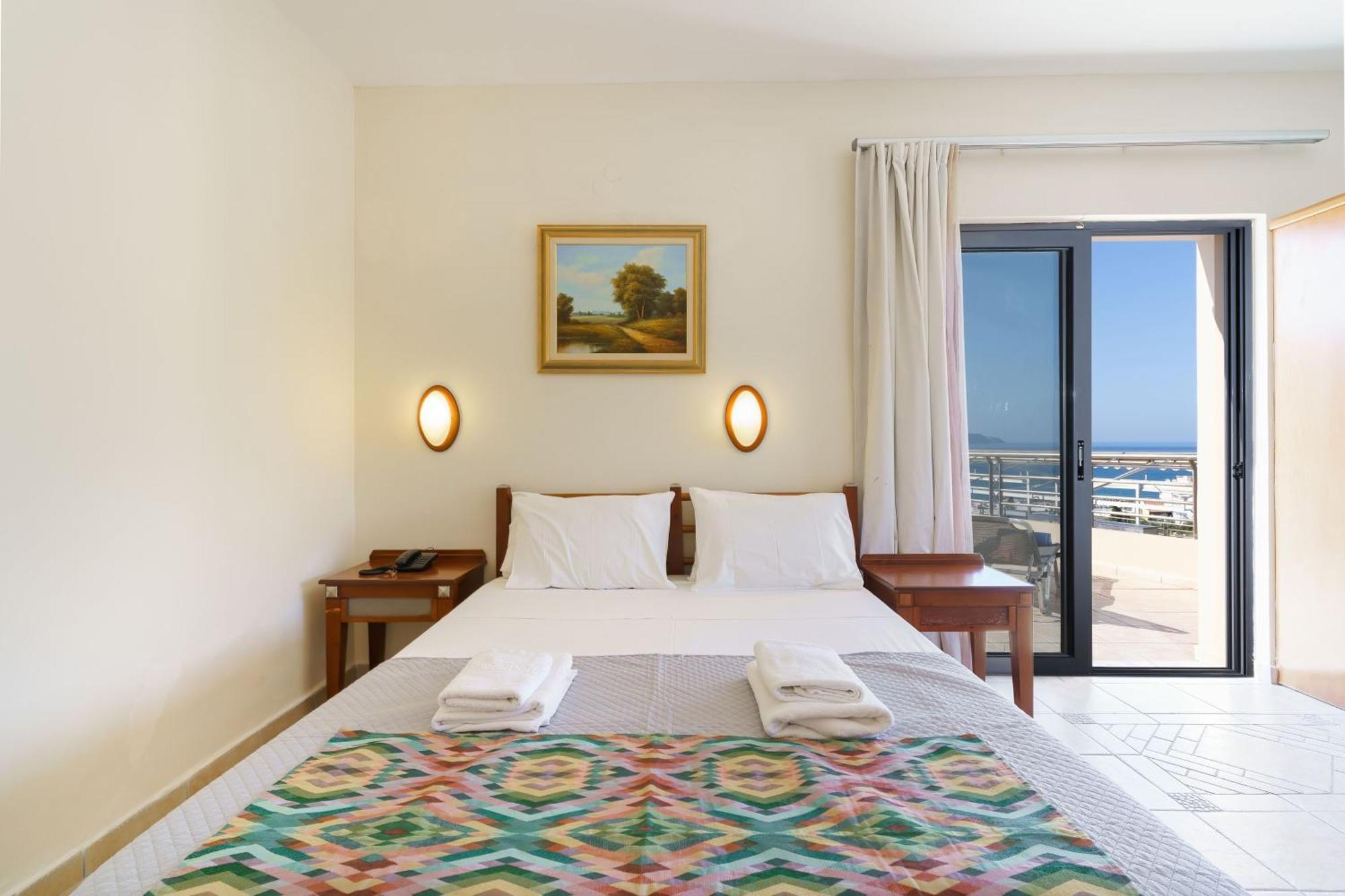 Sunrise Suites & Apartments Kalyves Pokoj fotografie