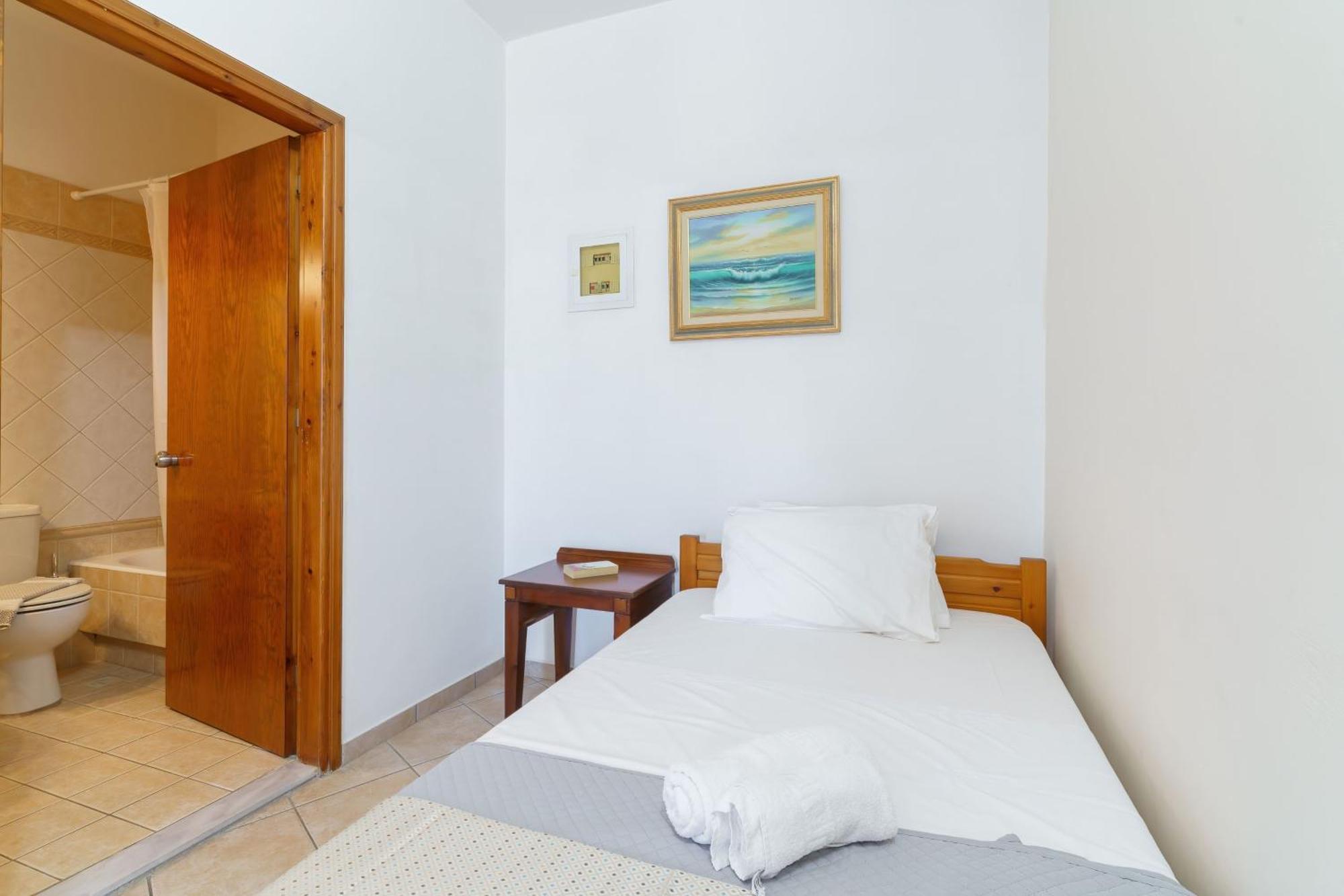 Sunrise Suites & Apartments Kalyves Pokoj fotografie